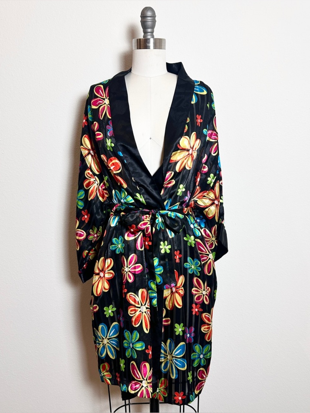 Vintage Floral Satin Kimono Robe in Black with Multicolor Flowers Size S